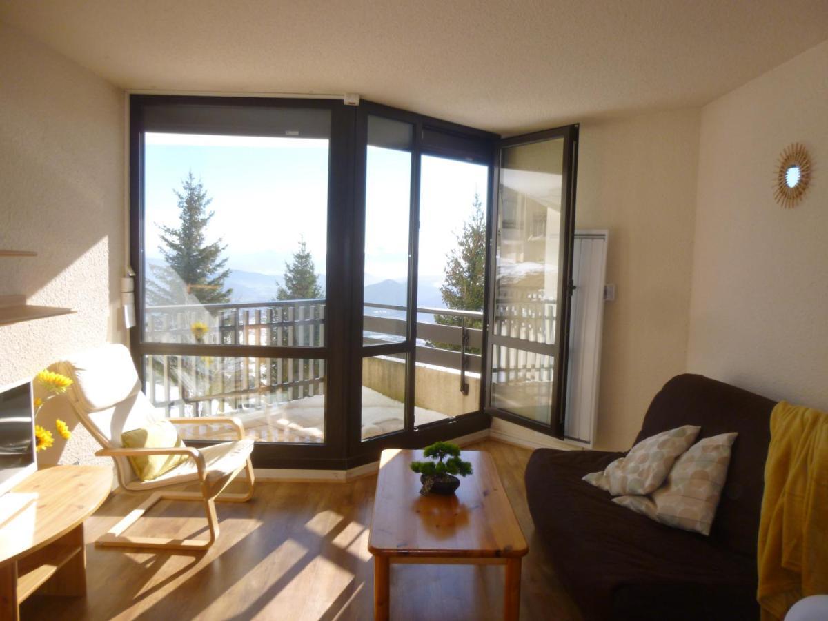 Ferienwohnung Studio Entier Au Calme Avec Vue Panoramique Exceptionelle A 1500M Comboursiere Exterior foto